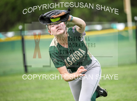 #3 Julia Straub